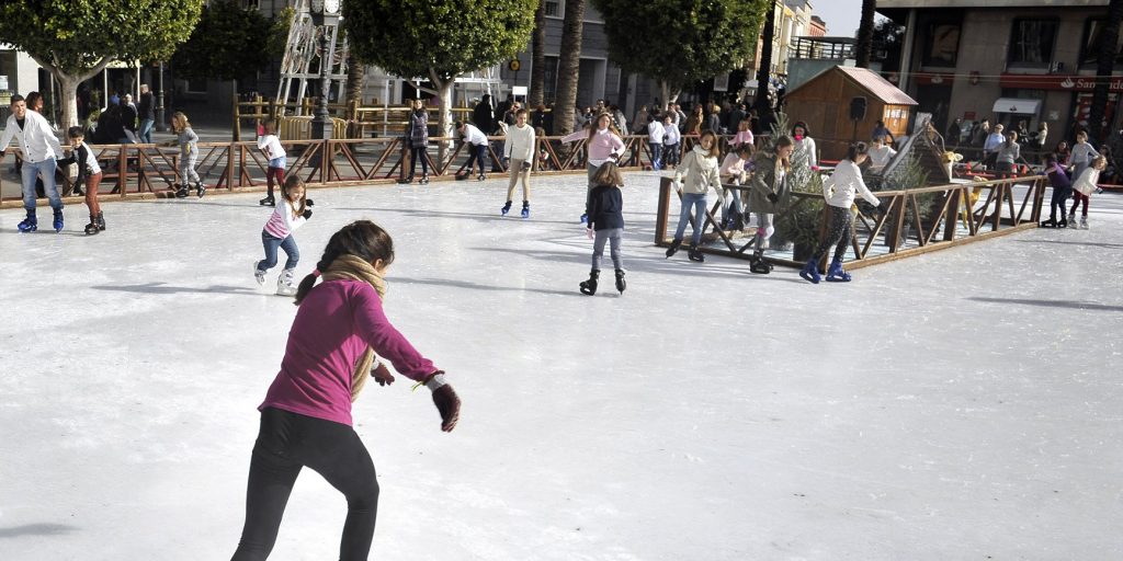 La pista de patinaje de la Plaza del Arenal